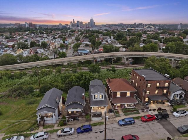 221 W 13th Street, Newport, KY 41071