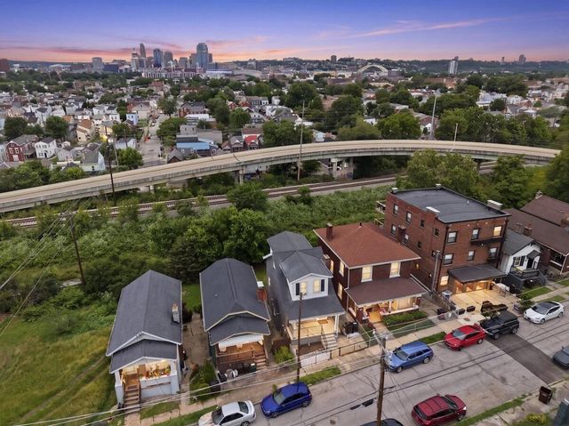 221 W 13th Street, Newport, KY 41071