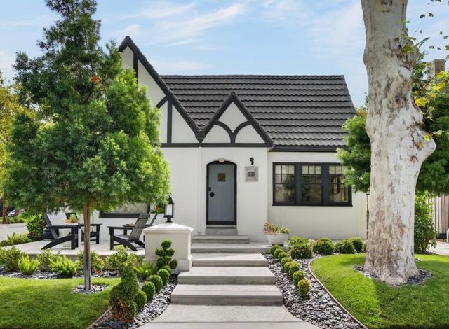 901 Sonoma Way, Sacramento, CA 95819