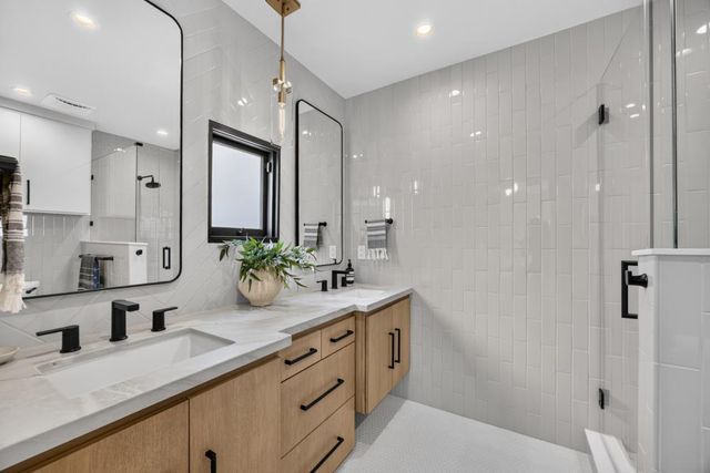 901 Sonoma Way, Sacramento, CA 95819