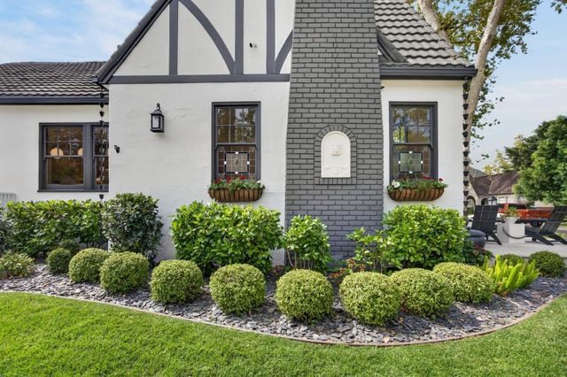 901 Sonoma Way, Sacramento, CA 95819