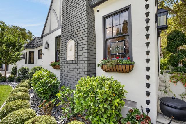 901 Sonoma Way, Sacramento, CA 95819