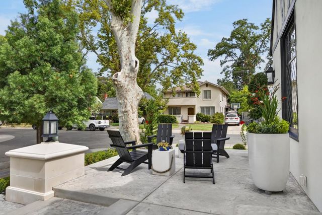 901 Sonoma Way, Sacramento, CA 95819
