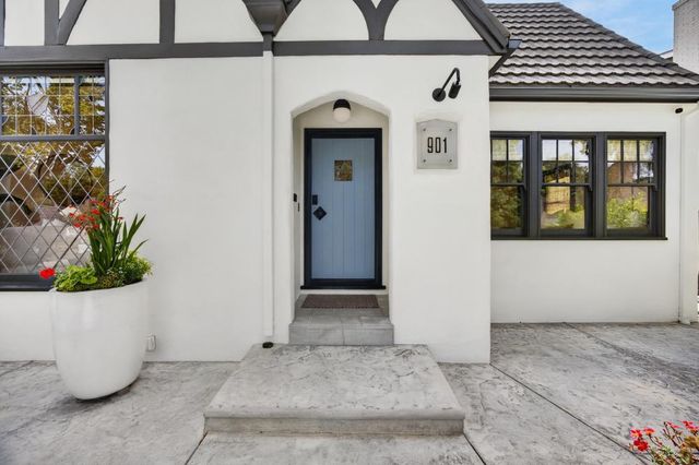 901 Sonoma Way, Sacramento, CA 95819