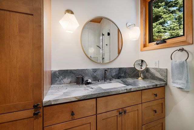 14075 Herringbone Way, Truckee, CA 96161