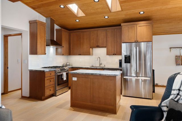 14075 Herringbone Way, Truckee, CA 96161