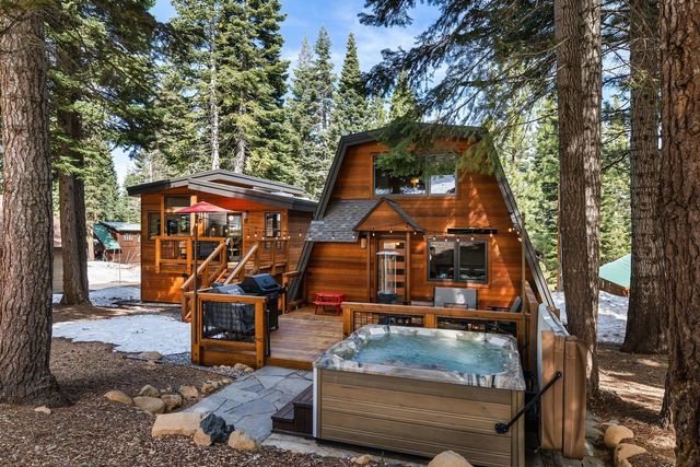 14075 Herringbone Way, Truckee, CA 96161