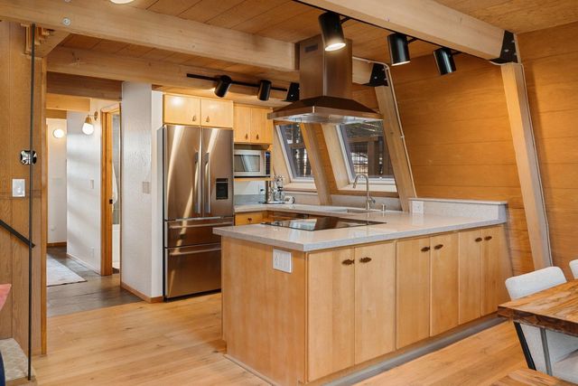 14075 Herringbone Way, Truckee, CA 96161