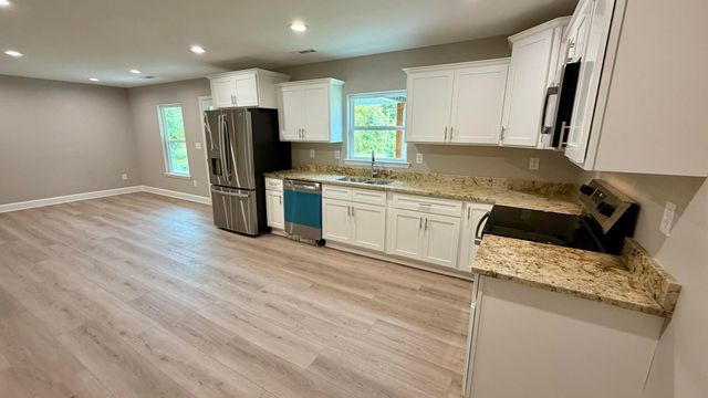 497 Five Points Road, Dayton, TN 37321