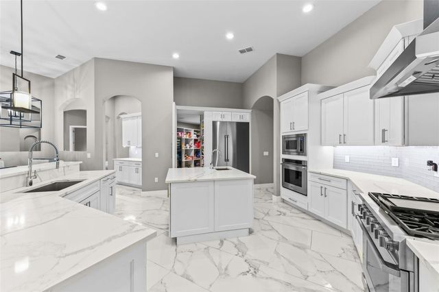 1 STONE GATE S, Longwood, FL 32779