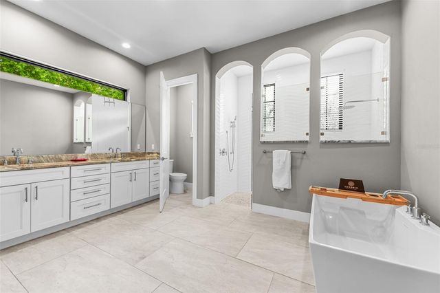 1 STONE GATE S, Longwood, FL 32779