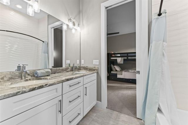 1 STONE GATE S, Longwood, FL 32779