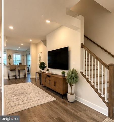 2684 JETSTREAM RD, Herndon, VA 20171