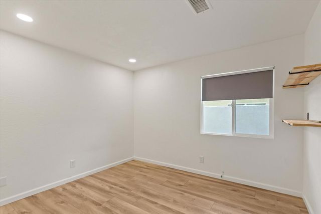 52438 Avenida Diaz, La Quinta, CA 92253