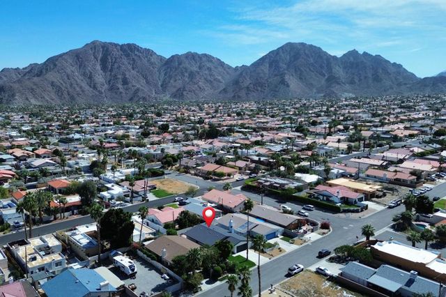 52438 Avenida Diaz, La Quinta, CA 92253