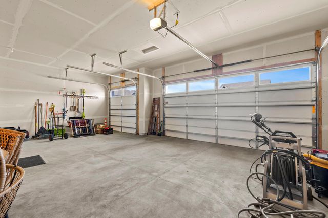 8861 Donax Row, Woodbury, MN 55129