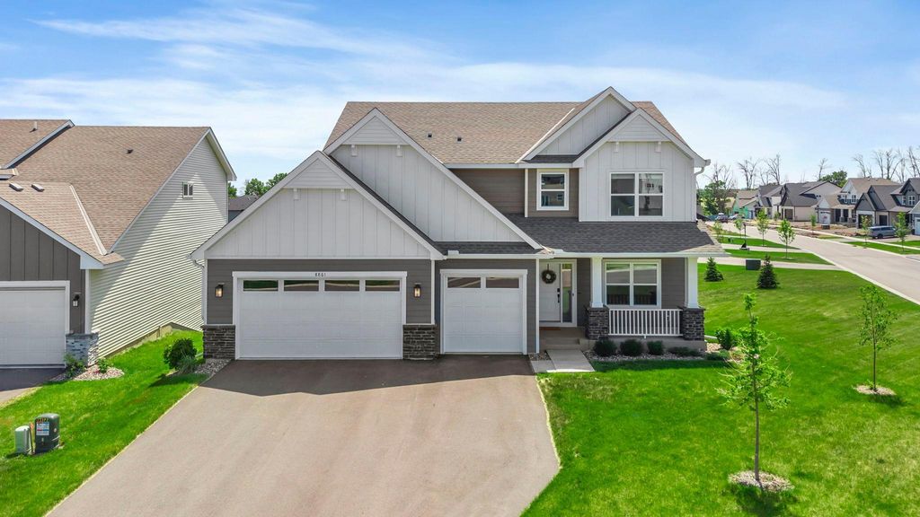 8861 Donax Row, Woodbury, MN 55129