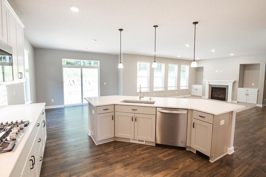 10499 McGregor Boulevard, Woodbury, MN 55129 — photo 3