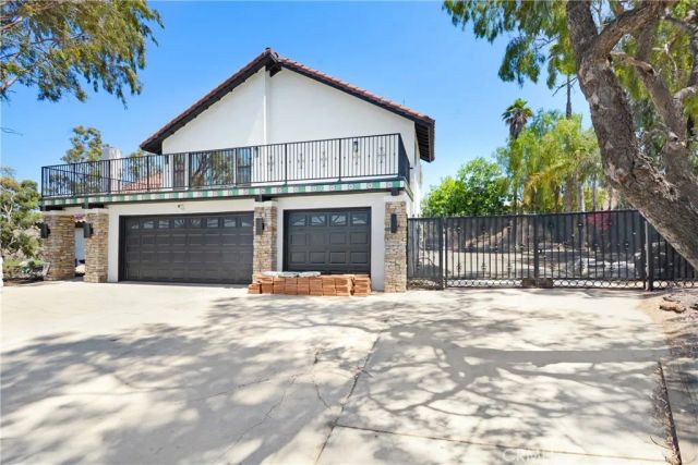 17295 Ridge Canyon Drive, Riverside, CA 92506