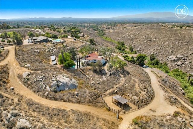 17295 Ridge Canyon Drive, Riverside, CA 92506