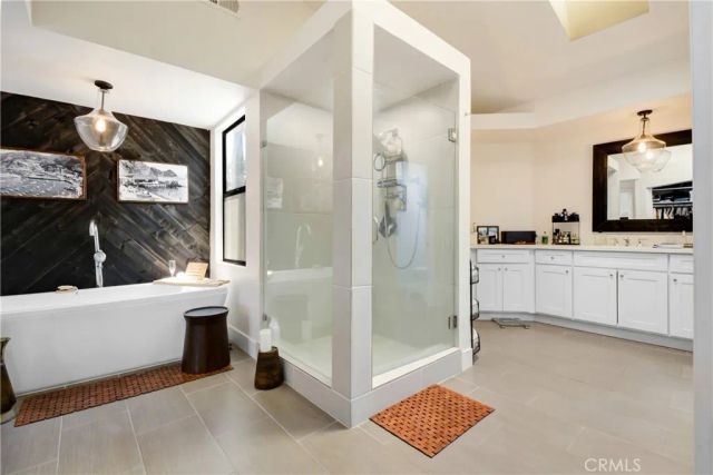17295 Ridge Canyon Drive, Riverside, CA 92506