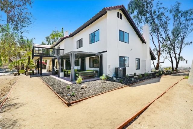 17295 Ridge Canyon Drive, Riverside, CA 92506