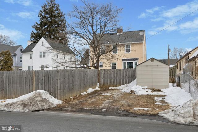 450 CHILDS AVE, Drexel Hill, PA 19026