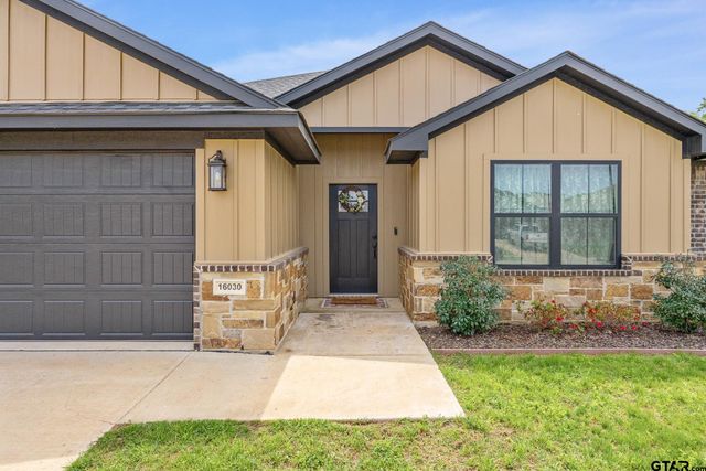 16030 Crossing Circle, Lindale, TX 75771