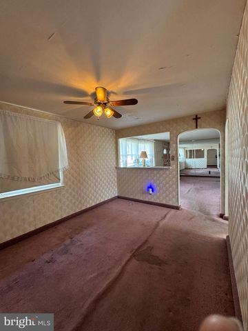 9821 VERREE RD, Philadelphia, PA 19115