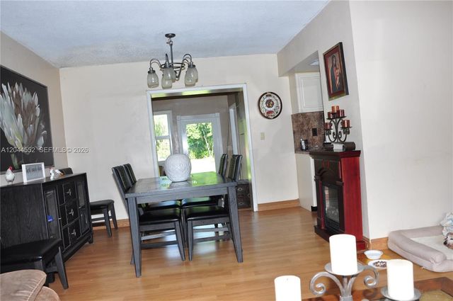 5630 SW 55th Avenue, Davie, FL 33314