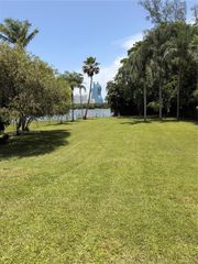 5630 SW 55th Avenue, Davie, FL 33314