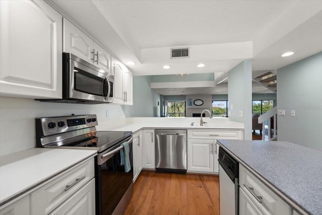 118 MARINA DEL REY COURT, Clearwater Beach, FL 33767