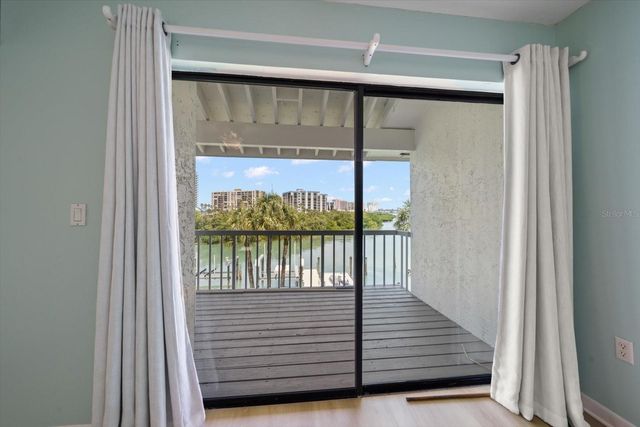 118 MARINA DEL REY COURT, Clearwater Beach, FL 33767