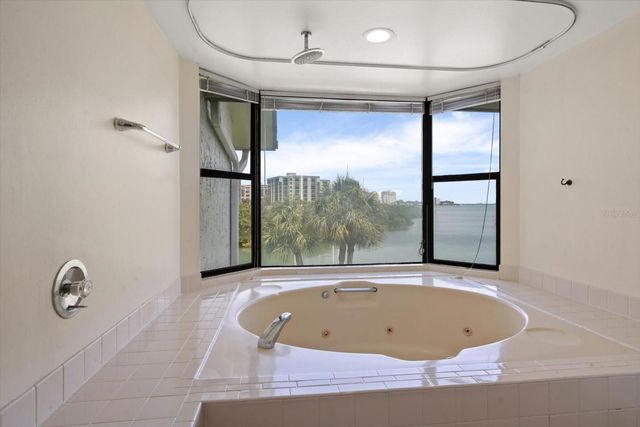 118 MARINA DEL REY COURT, Clearwater Beach, FL 33767