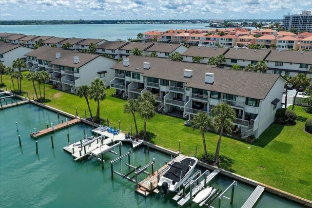 118 MARINA DEL REY COURT, Clearwater Beach, FL 33767