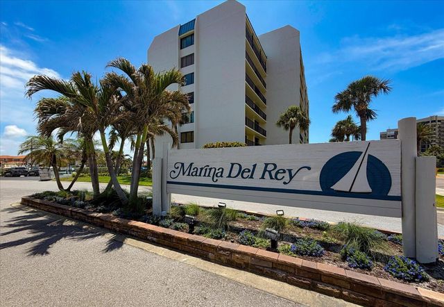 118 MARINA DEL REY COURT, Clearwater Beach, FL 33767
