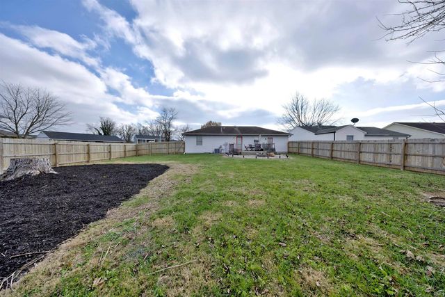 4216 Derby Lane, Evansville, IN 47715