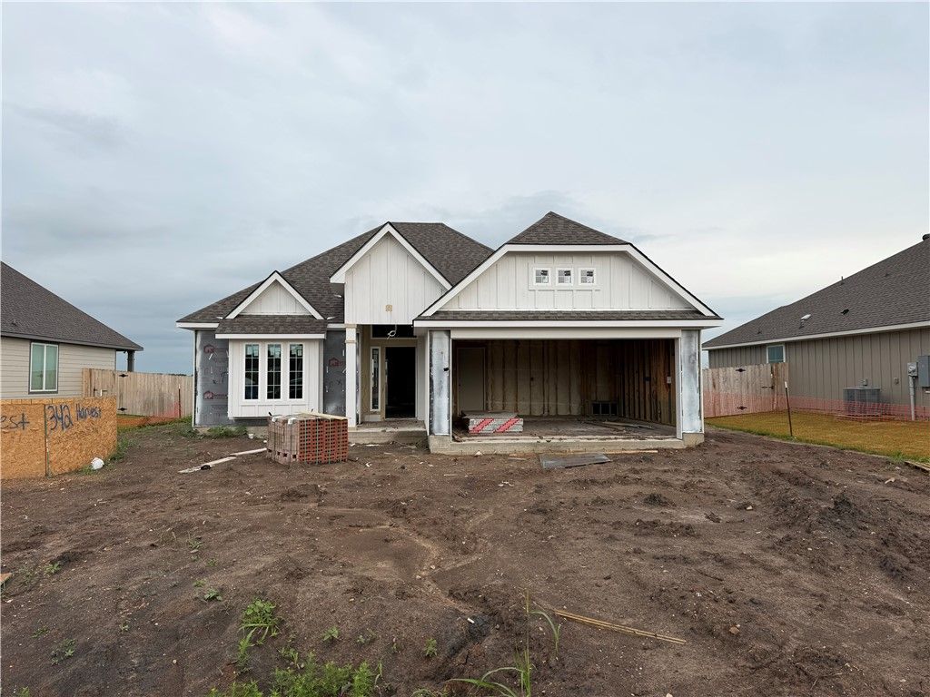 342 Harvest Lake Drive, Snook, TX 77878