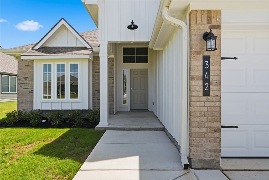 342 Harvest Lake Drive, Snook, TX 77878 — photo 2