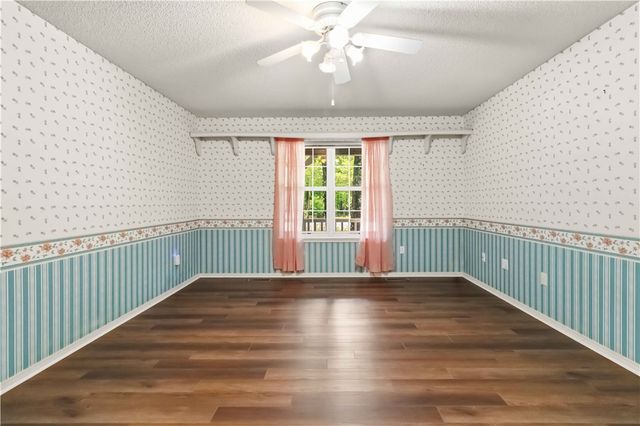 27 Cambria Drive, Bella Vista, AR 72715