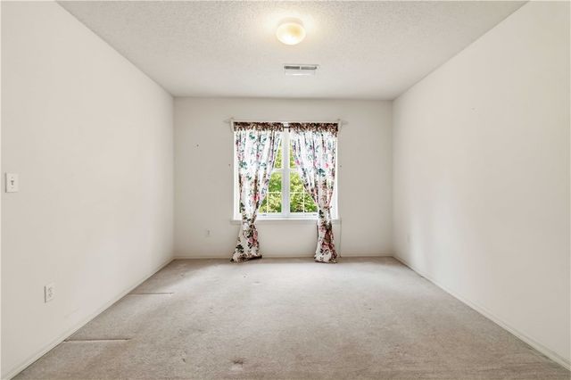 27 Cambria Drive, Bella Vista, AR 72715