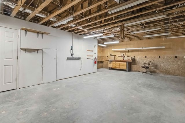 27 Cambria Drive, Bella Vista, AR 72715