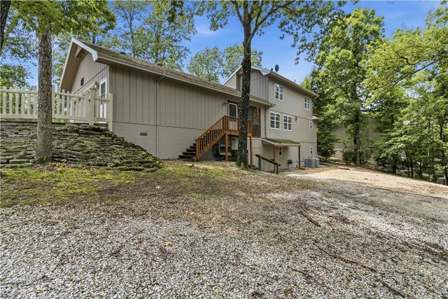 27 Cambria Drive, Bella Vista, AR 72715