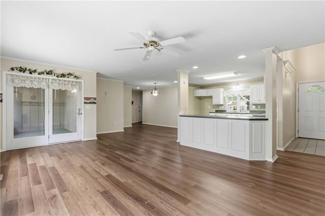 27 Cambria Drive, Bella Vista, AR 72715
