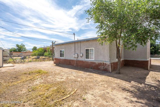 1250 W Ethel Avenue, Las Cruces, NM 88005
