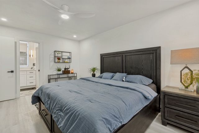 10635 Stone Canyon Road 19, Dallas, TX 75230