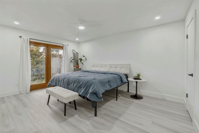 10635 Stone Canyon Road 19, Dallas, TX 75230