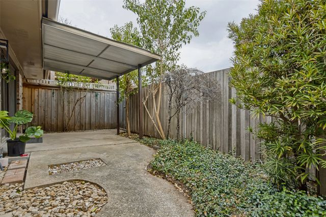 10635 Stone Canyon Road 19, Dallas, TX 75230