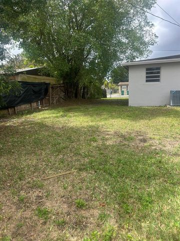 28511 SW 147th Ave, Homestead, FL 33033