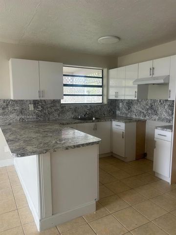 28511 SW 147th Ave, Homestead, FL 33033